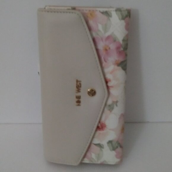 Nine West Norah Floral Beige Tri-fold Wallet - Picture 6 of 14